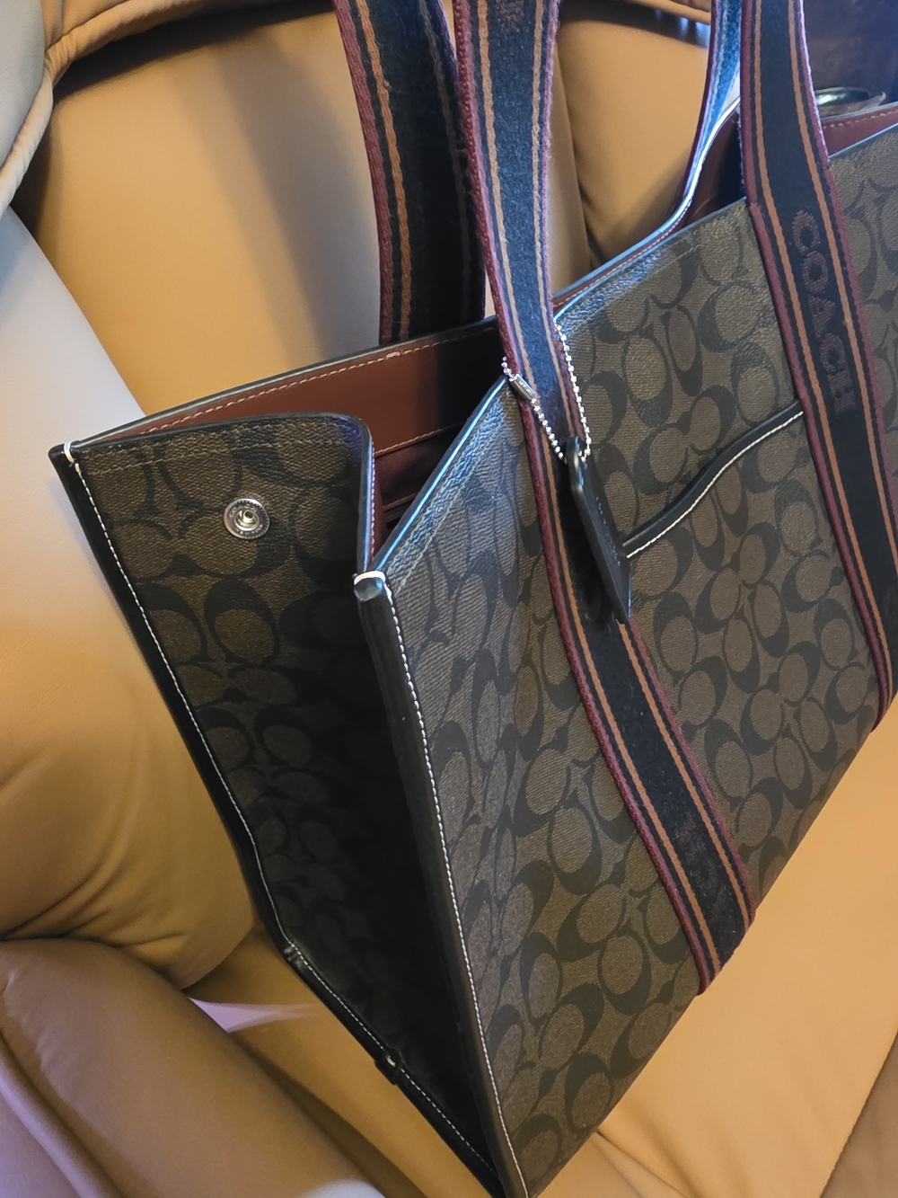 Large Smith Coach Tote Bag. Like New - Picture 7 of 14